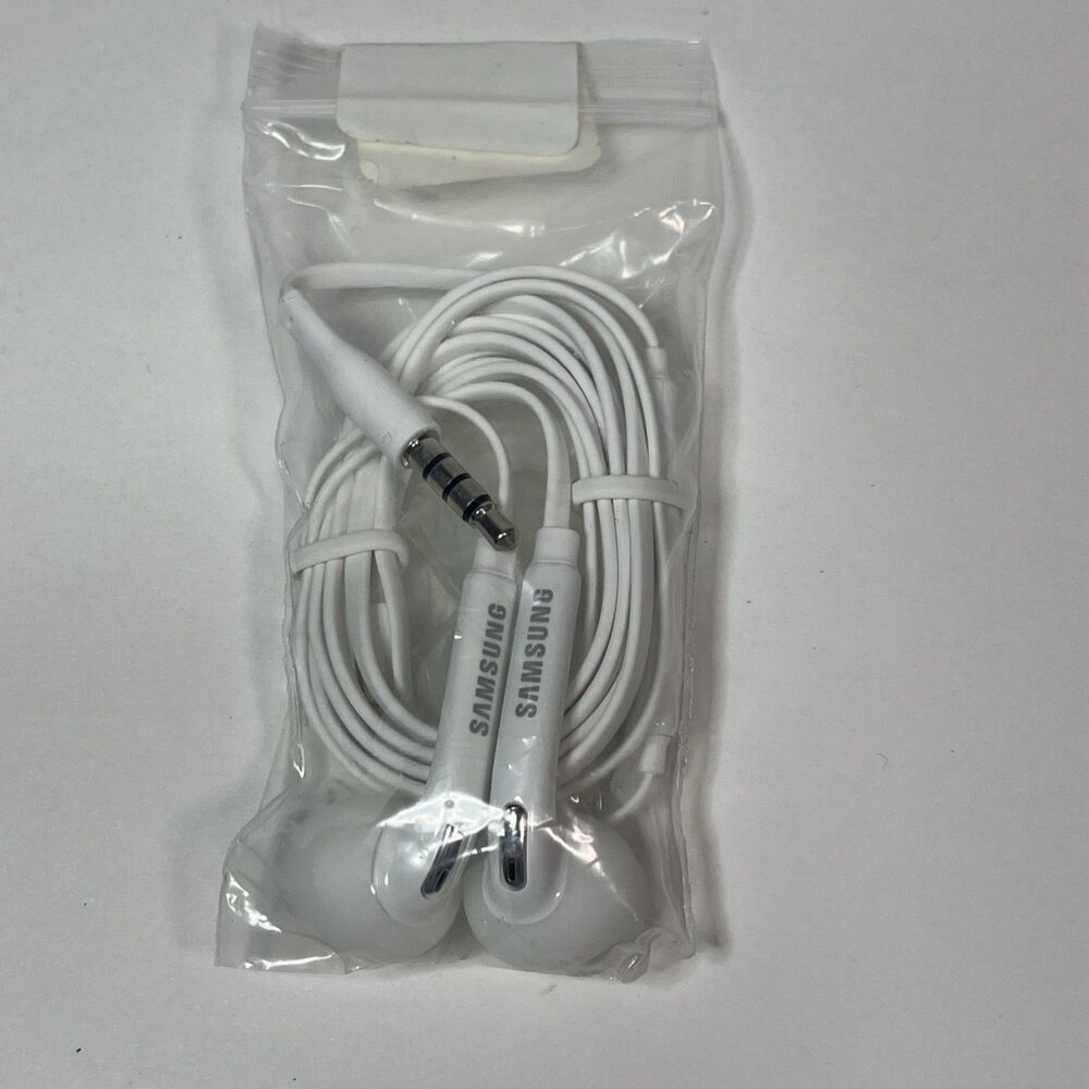SAMSUNG OEM Wired Headset Headphones 3.5mm Ear Buds w/Controls EO-EG920LW White